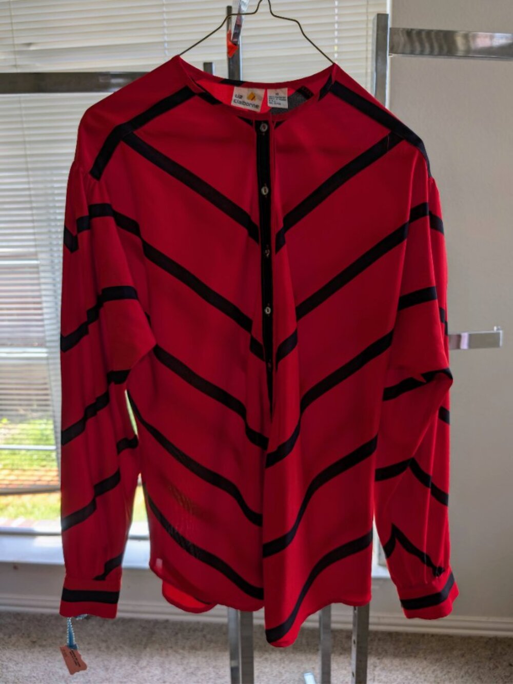 VTG Liz Claiborne Red Black Striped Chevron Blouse [Size] 80s 90s Career